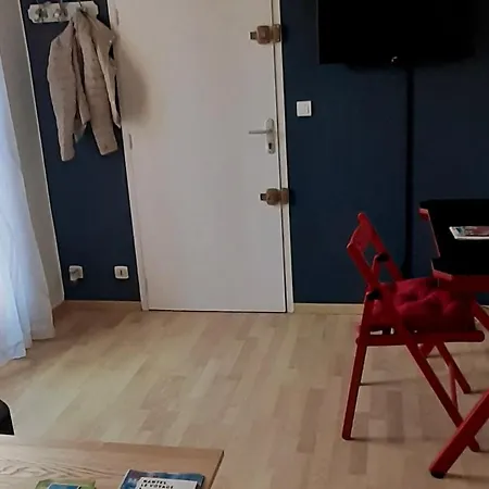 Le Leon Blum - T2 Cosy And Soothing *