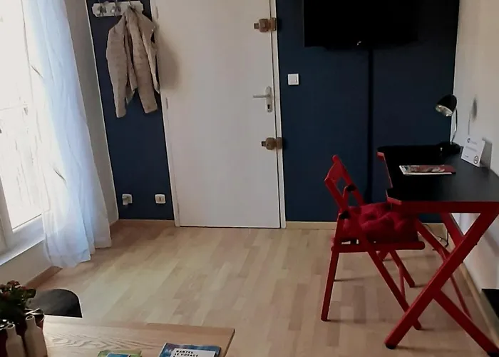 Le Leon Blum - T2 Cosy And Soothing *